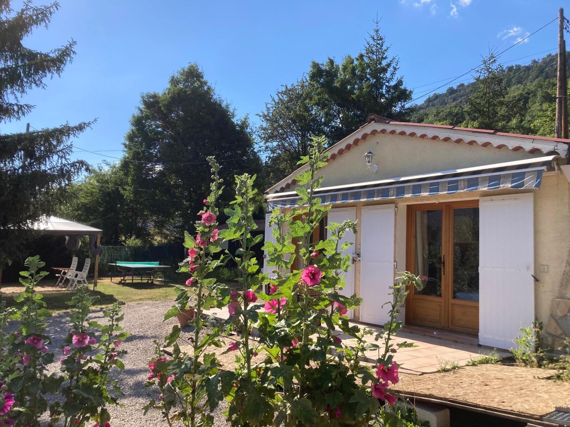 Studio Haut-Pays-Grasse Valderoure Εξωτερικό φωτογραφία